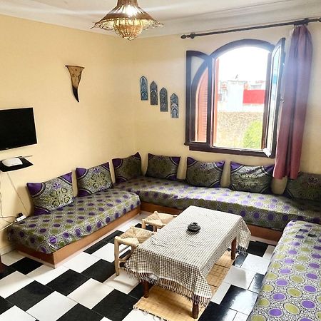 Soleado Apartamento Al Lado De La Preciosa Medina , A 3 Minutos De La Playa Andando II Apartment Asilah Bagian luar foto