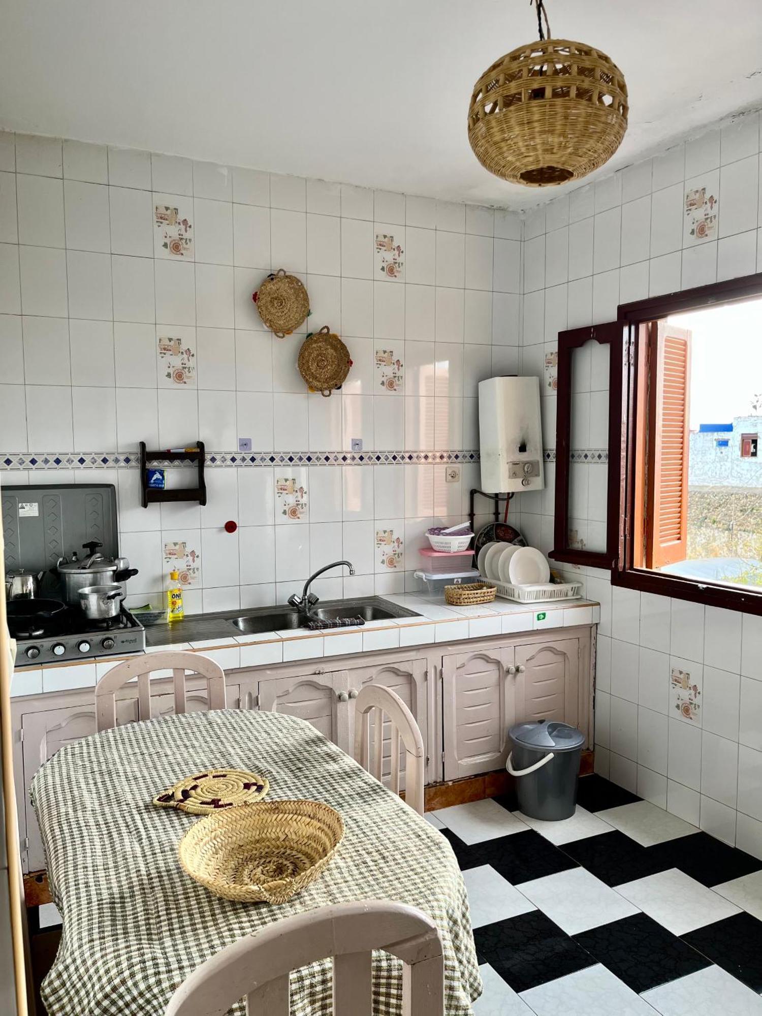 Soleado Apartamento Al Lado De La Preciosa Medina , A 3 Minutos De La Playa Andando II Apartment Asilah Bagian luar foto