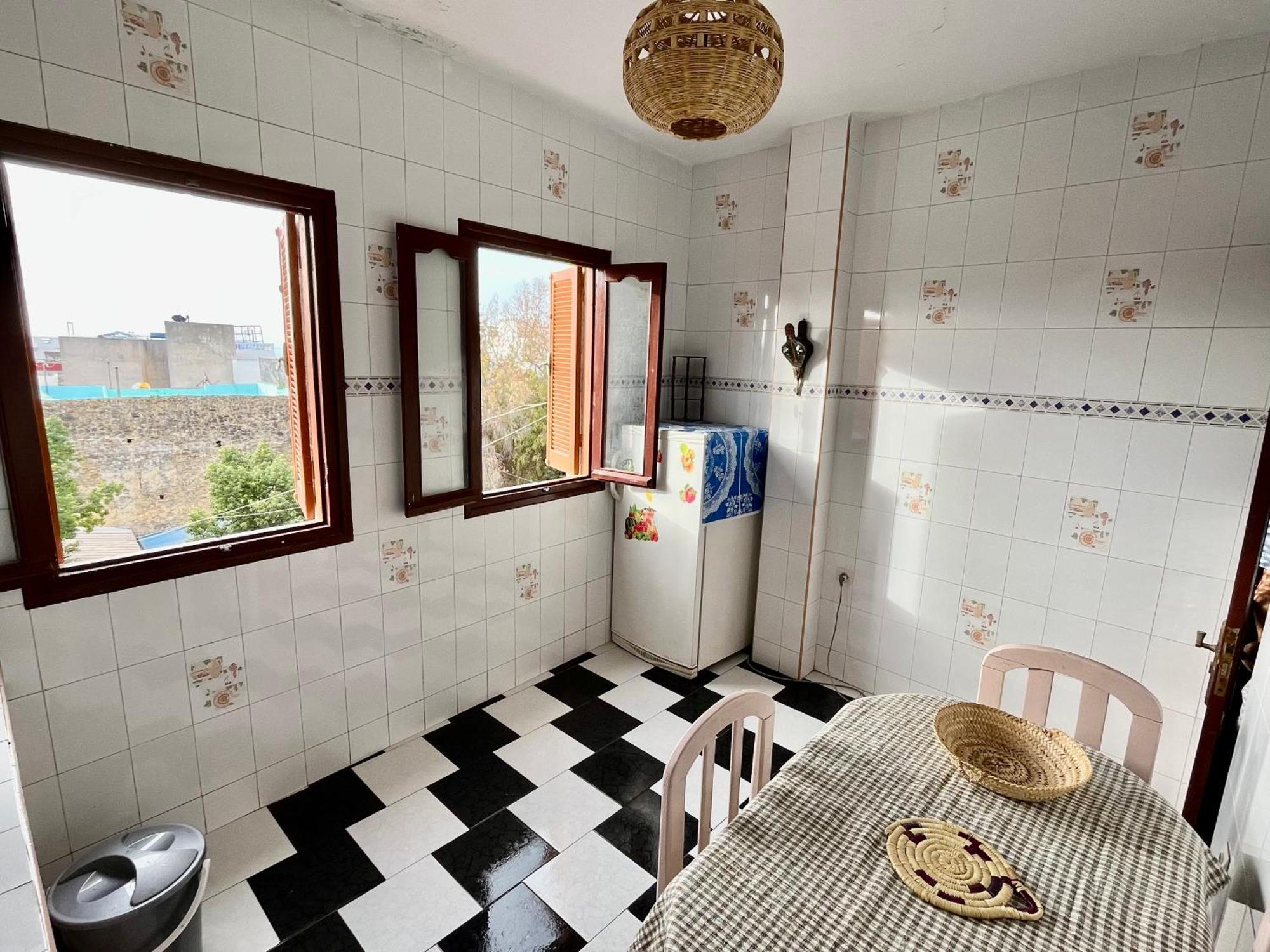 Soleado Apartamento Al Lado De La Preciosa Medina , A 3 Minutos De La Playa Andando II Apartment Asilah Bagian luar foto