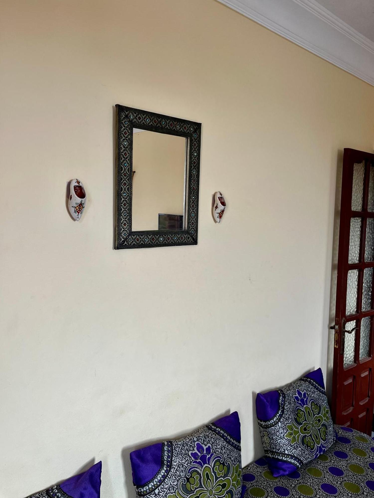 Soleado Apartamento Al Lado De La Preciosa Medina , A 3 Minutos De La Playa Andando II Apartment Asilah Bagian luar foto